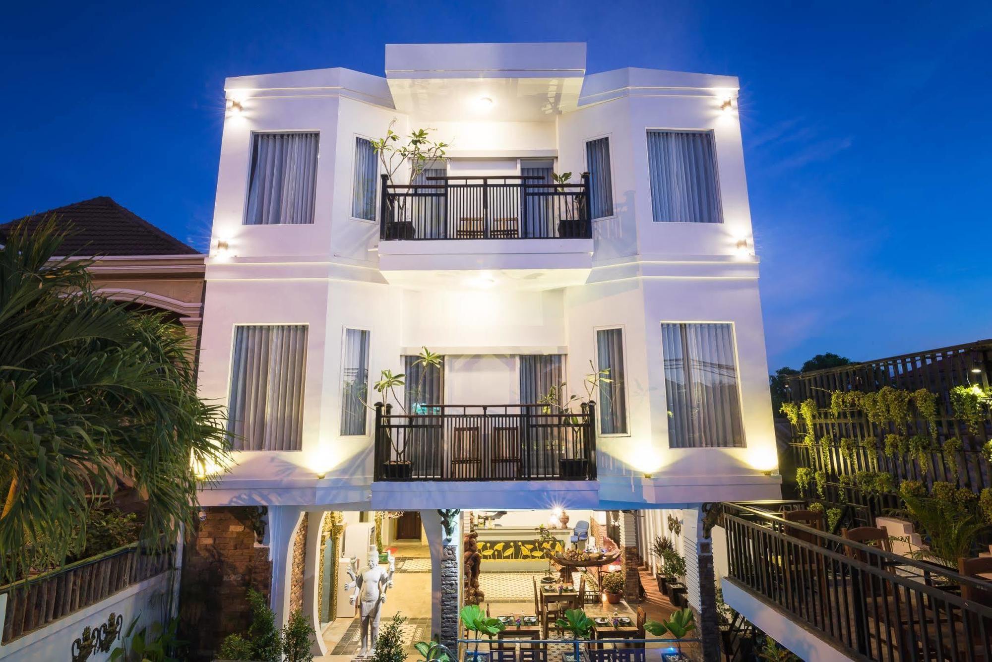 Moon Flower Residence เสียมราฐ ภายนอก รูปภาพ