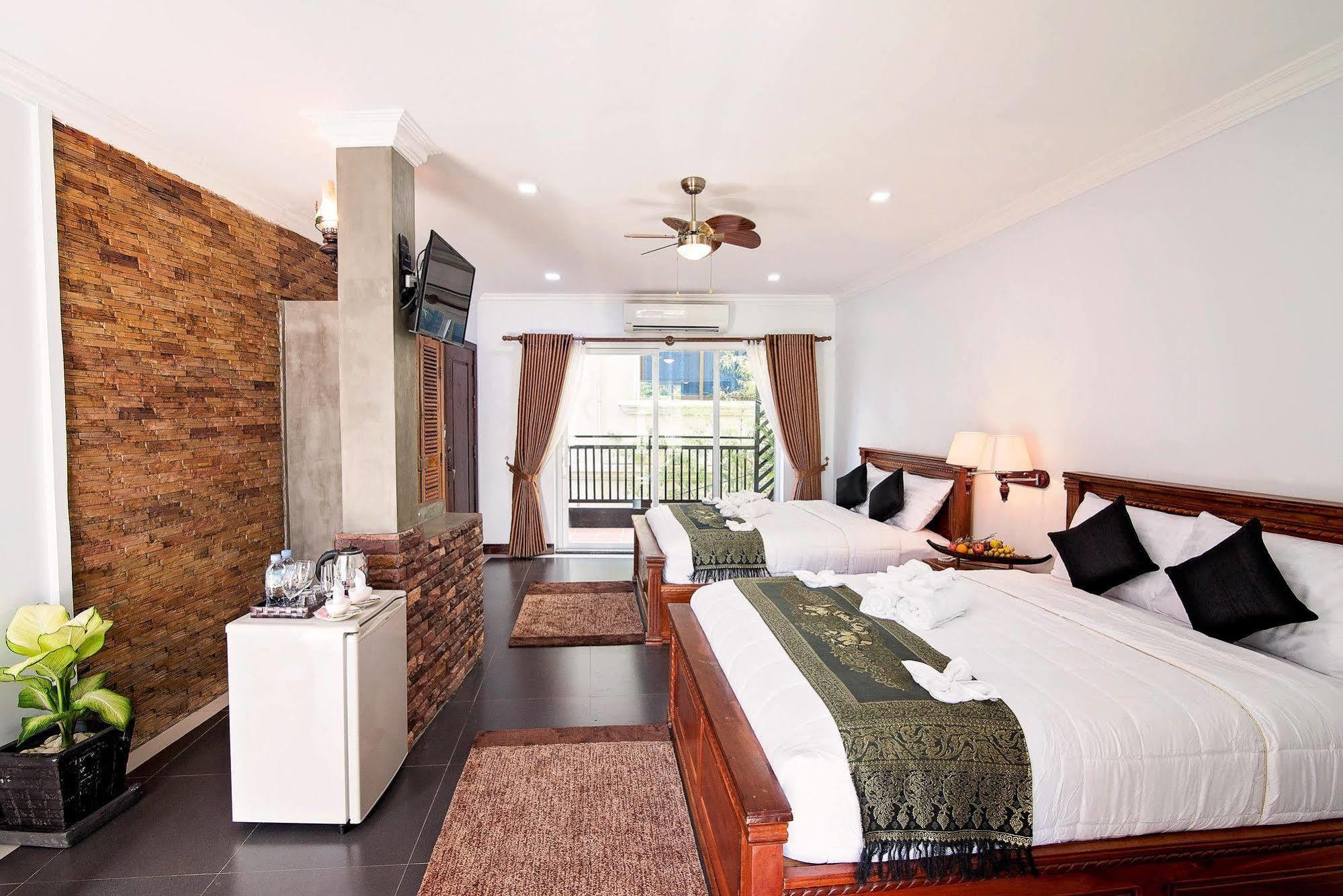 Moon Flower Residence เสียมราฐ ภายนอก รูปภาพ