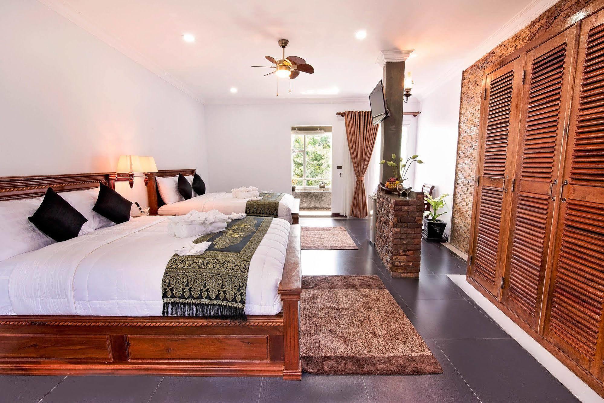Moon Flower Residence เสียมราฐ ภายนอก รูปภาพ